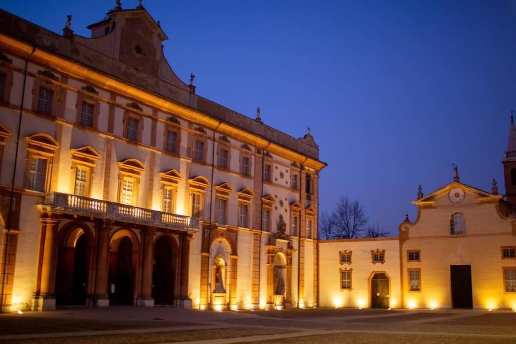 Jacuzzi Apartment In Italian Villa, Wi-Fi & Garden Sassuolo - Maranello Casalgrande エクステリア 写真