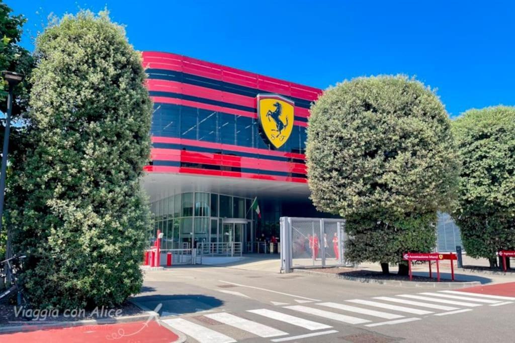 Jacuzzi Apartment In Italian Villa, Wi-Fi & Garden Sassuolo - Maranello Casalgrande エクステリア 写真
