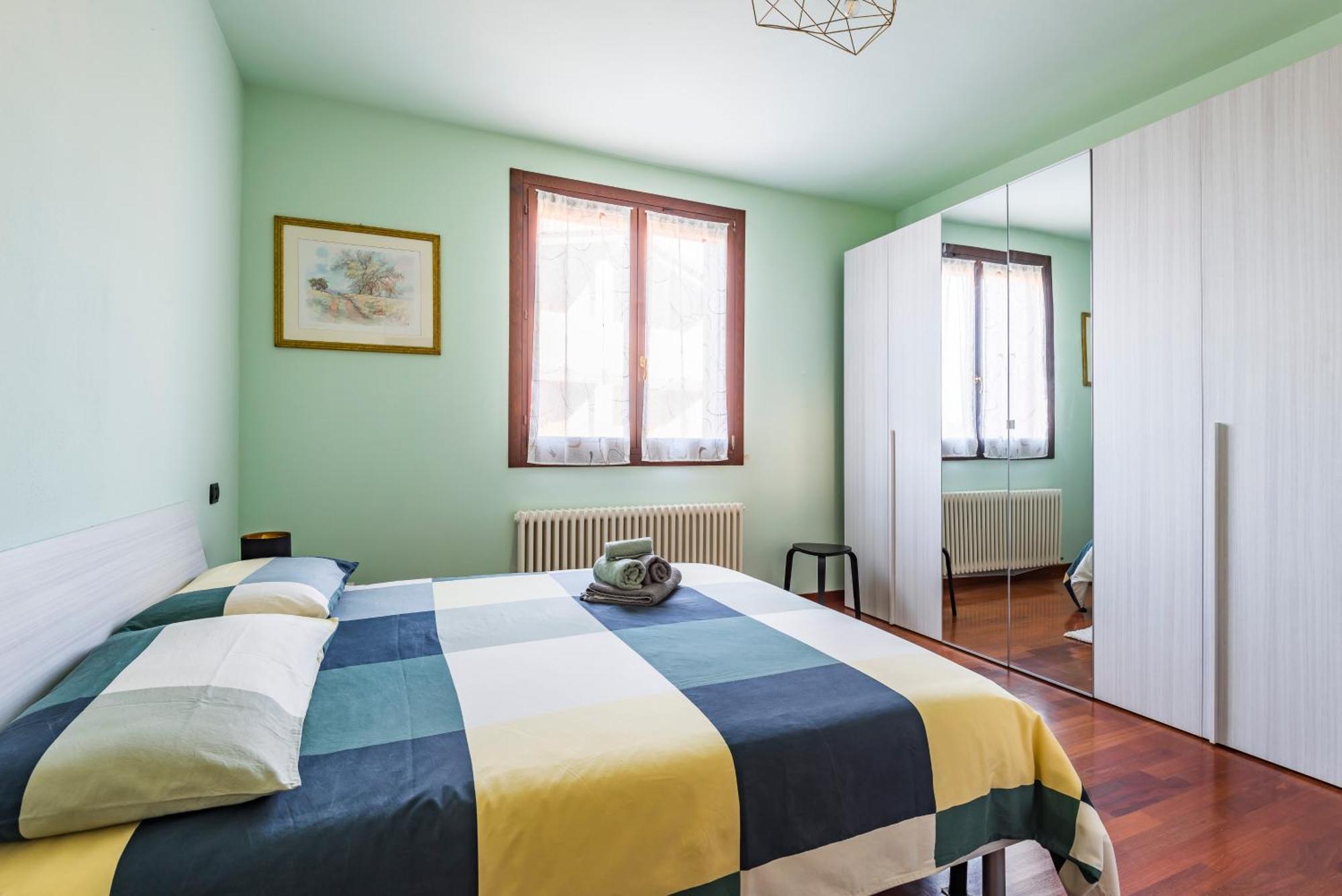 Jacuzzi Apartment In Italian Villa, Wi-Fi & Garden Sassuolo - Maranello Casalgrande エクステリア 写真