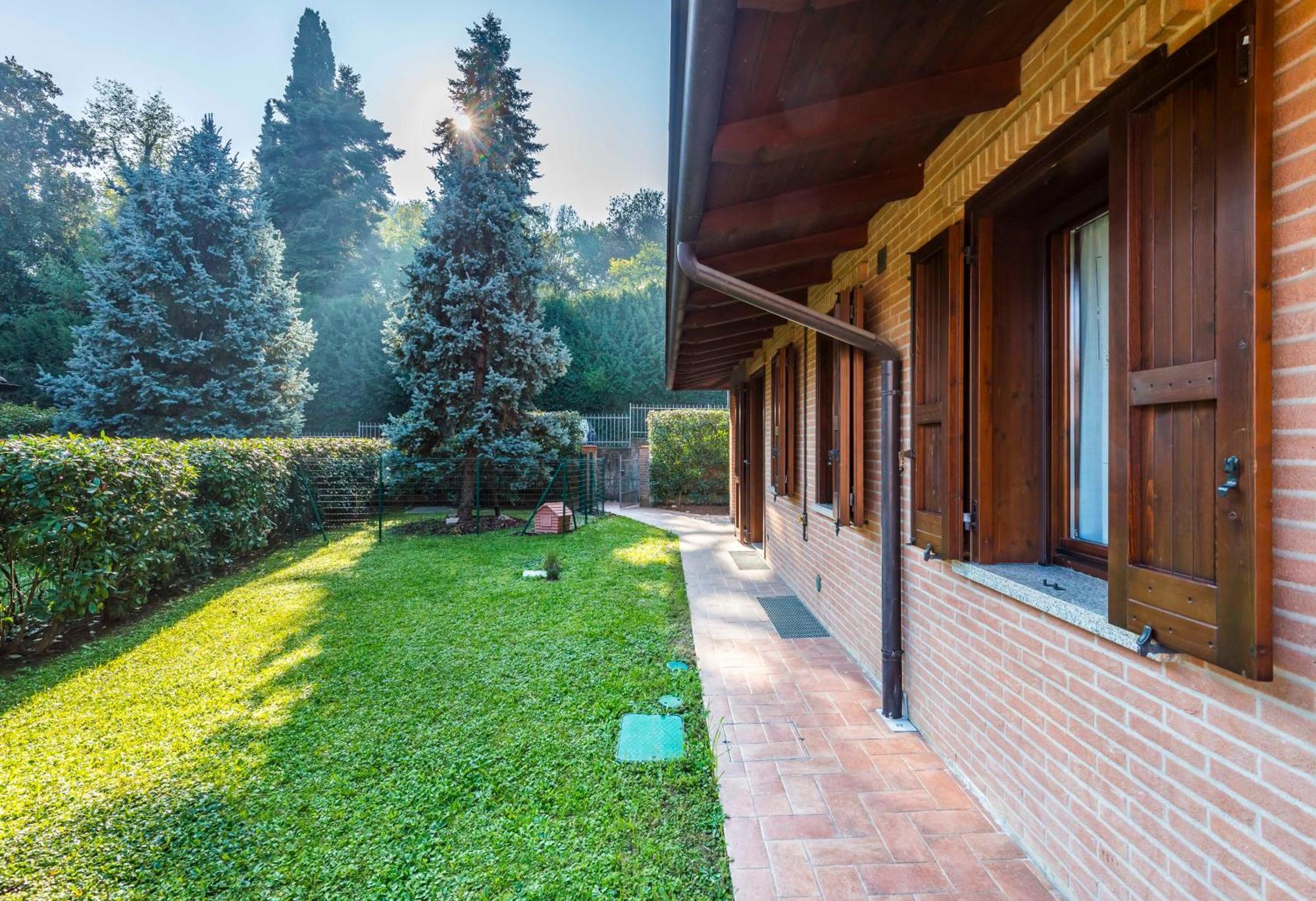 Jacuzzi Apartment In Italian Villa, Wi-Fi & Garden Sassuolo - Maranello Casalgrande エクステリア 写真