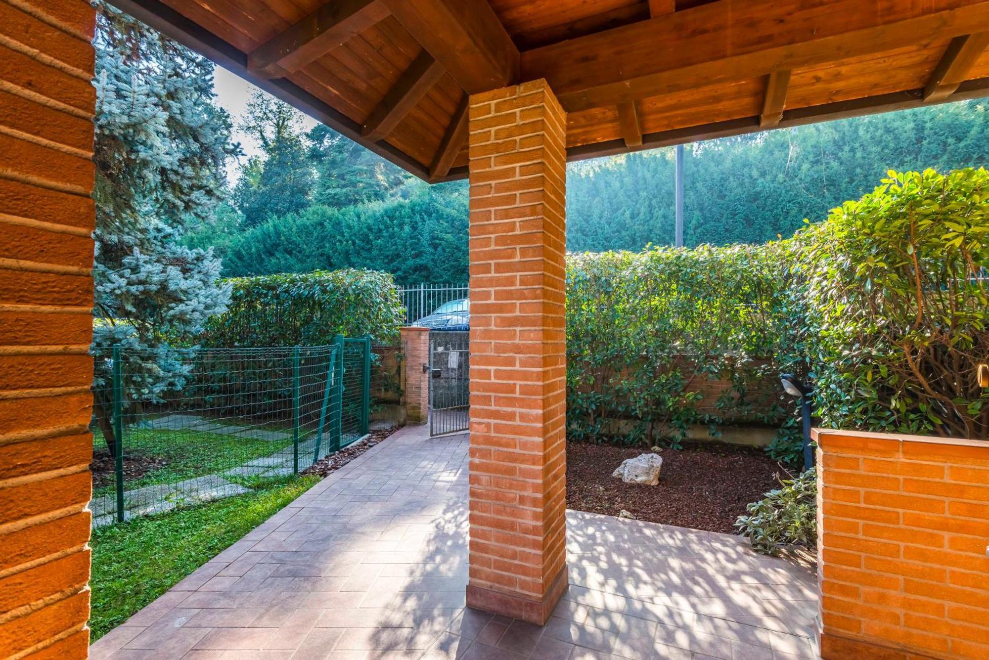 Jacuzzi Apartment In Italian Villa, Wi-Fi & Garden Sassuolo - Maranello Casalgrande エクステリア 写真